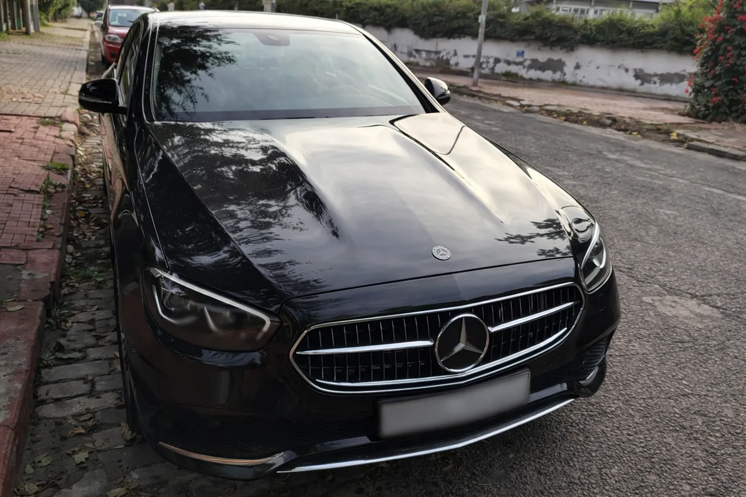 Mercedes-Benz 220 - Photo 1